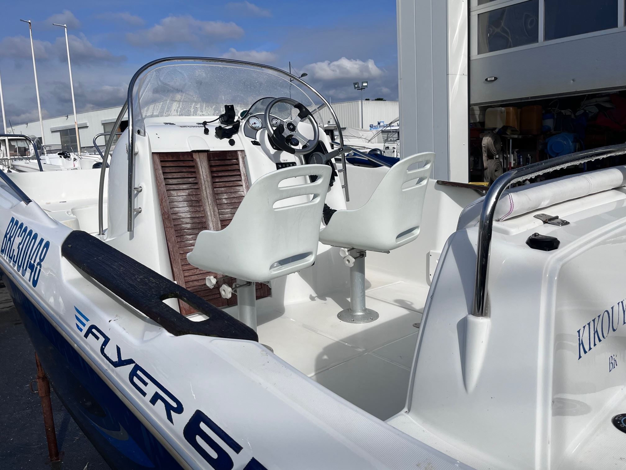 slider 5 Beneteau Flyer 650 Open